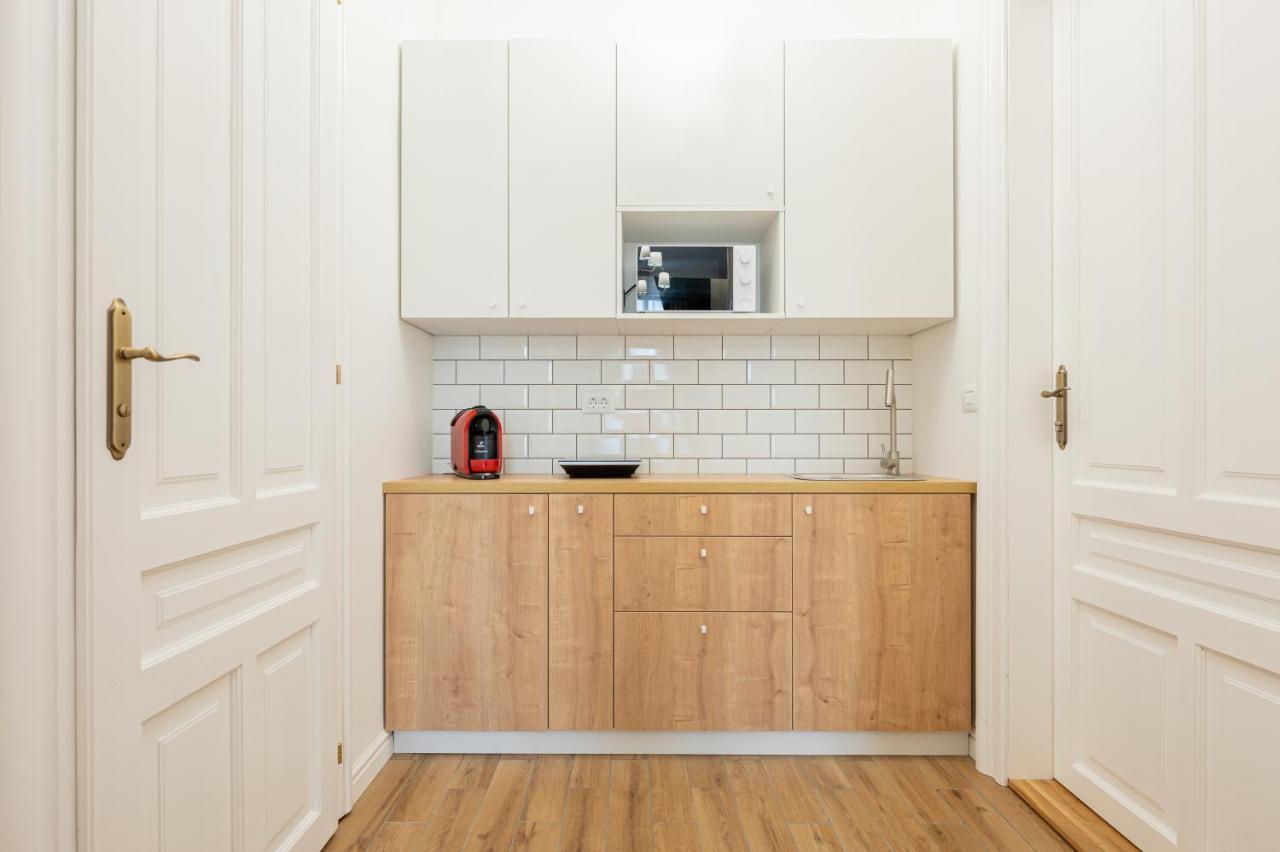 Central Park Apartments Oradea Eksteriør bilde
