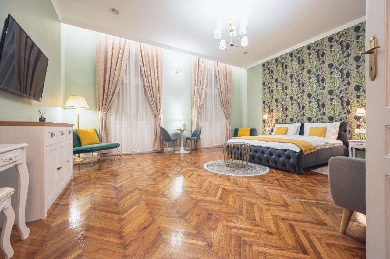 Central Park Apartments Oradea Eksteriør bilde