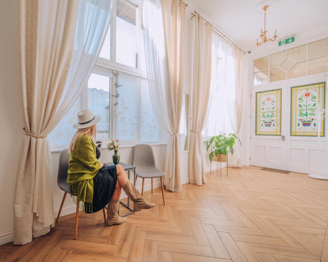 Central Park Apartments Oradea Eksteriør bilde