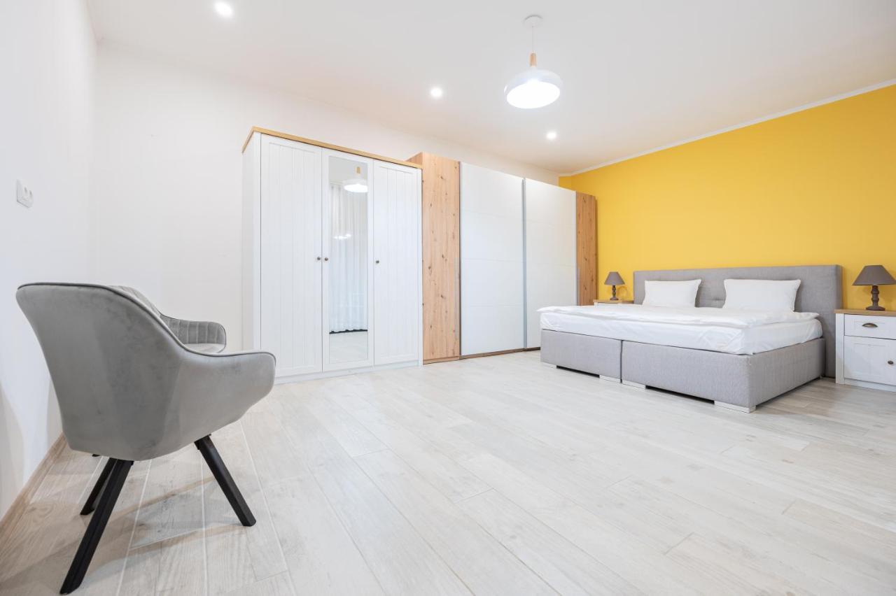 Central Park Apartments Oradea Eksteriør bilde
